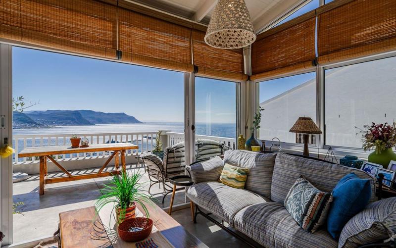 4 Bedroom Property for Sale in Simons Town Western Cape